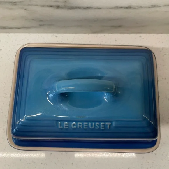 Le Creuset Butter Dish Ombre Azure Blue NWT - Picture 3 of 13